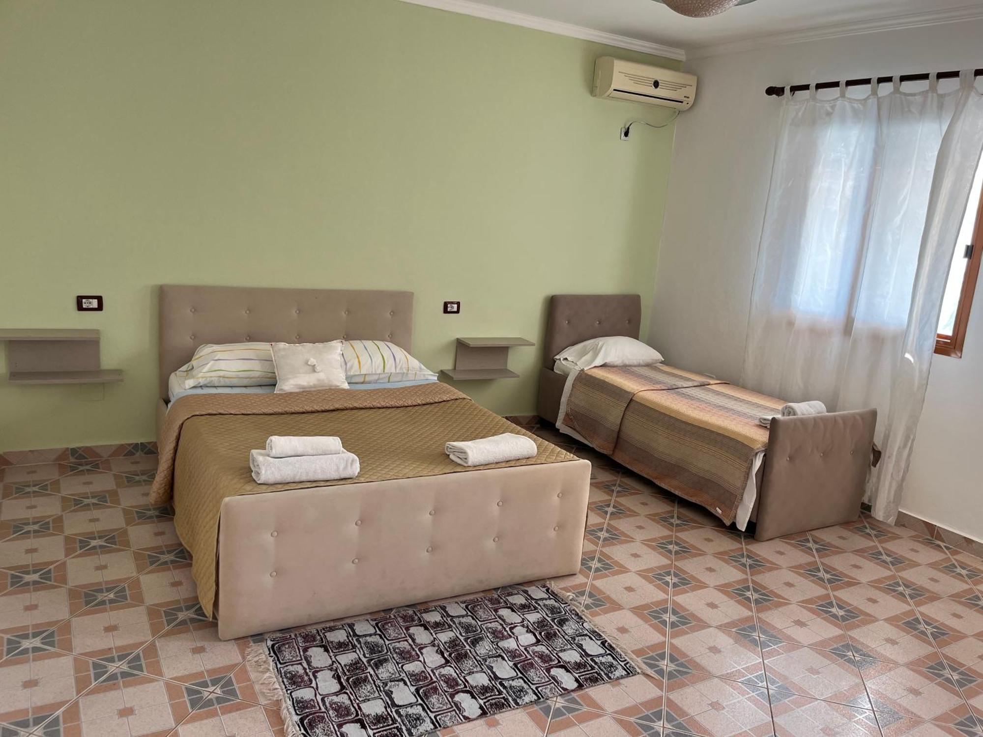 Blue Dream Holiday Hotel Vlorë Esterno foto
